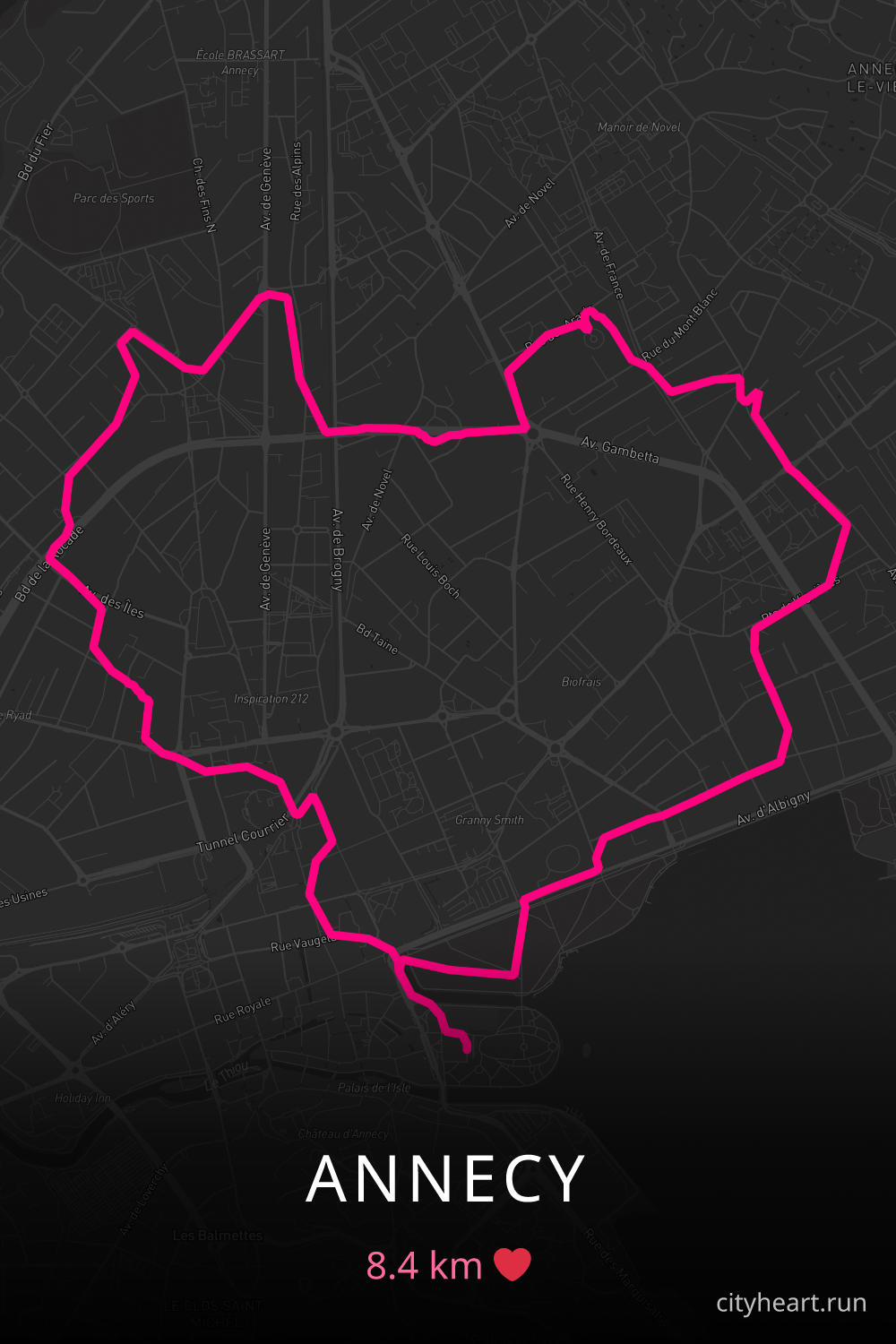Heart-shaped running route in Annecy, 8.4 km — GPS art for Strava